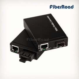 China Mini Media Converter 10/100/1000M Tx to Fx with DFB 5~12V DC SM 1550nm 60km supplier